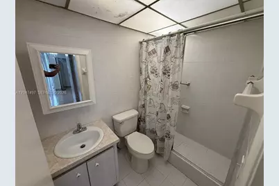 10000 NW 80th Ct #2262, Hialeah Gardens, FL 33016 - Photo 5