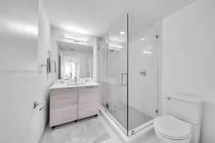 16385 Biscayne Blvd, North Miami Beach, FL 33160 - Photo 33
