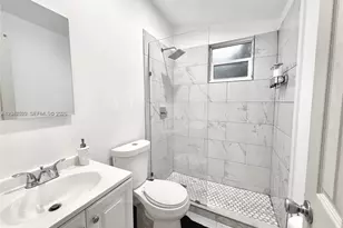 947 NE 149th St, Miami, FL 33161 - Photo 21