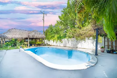 20200 NE 14th Ave, Miami, FL 33179 - Photo 3
