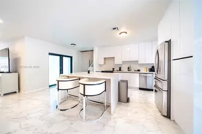 20200 NE 14th Ave, Miami, FL 33179 - Photo 7