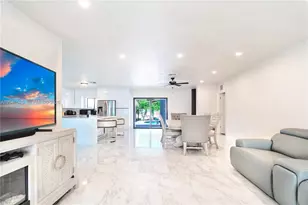 20200 NE 14th Ave, Miami, FL 33179 - Photo 9