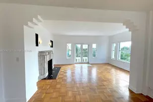 4035 N Meridian Ave, Miami Beach, FL 33140 - Photo 1