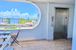 8201 Byron Ave, Miami Beach, FL 33141 - Photo 31