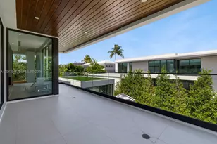 1099 NE 4th Ave, Boca Raton, FL 33432 - Photo 57
