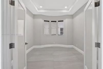 12410 SW 1st St, Plantation, FL 33325 - Photo 17