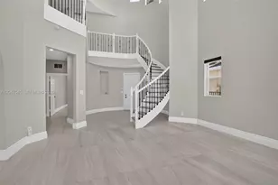 12410 SW 1st St, Plantation, FL 33325 - Photo 9