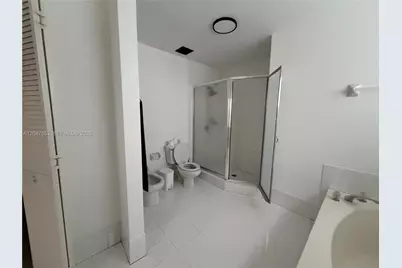 12993 NW 11th Ter #12993, Miami, FL 33182 - Photo 9