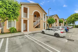17820 NW 73rd Ave, Hialeah, FL 33015 - Photo 5