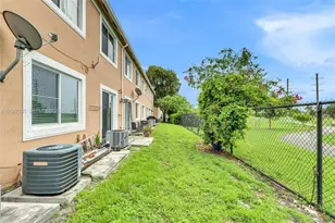 17820 NW 73rd Ave, Hialeah, FL 33015 - Photo 21