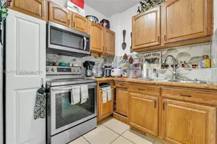 17820 NW 73rd Ave, Hialeah, FL 33015 - Photo 15