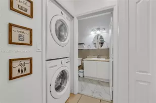 17820 NW 73rd Ave, Hialeah, FL 33015 - Photo 21
