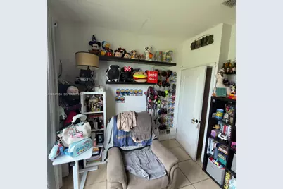 17820 NW 73rd Ave #103-1, Hialeah, FL 33015 - Photo 17