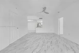 215 SW 117th Terrace, Pembroke Pines, FL 33025 - Photo 19
