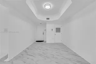 215 SW 117th Terrace, Pembroke Pines, FL 33025 - Photo 17