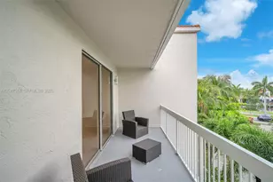 21391 Marina Cove Cir, Aventura, FL 33180 - Photo 43