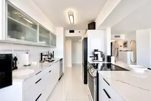 3640 Yacht Club Dr, Aventura, FL 33180 - Photo 13