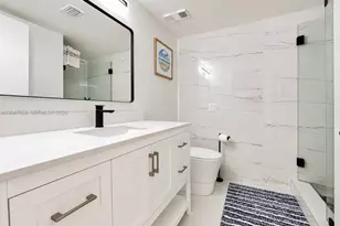 3640 Yacht Club Dr, Aventura, FL 33180 - Photo 23