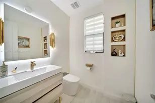 11355 SW 14th St, Pembroke Pines, FL 33025 - Photo 11