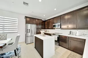 11355 SW 14th St, Pembroke Pines, FL 33025 - Photo 25