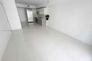 1300 Brickell Bay Dr, Miami, FL 33131 - Photo 9
