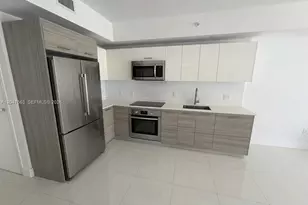 1300 Brickell Bay Dr, Miami, FL 33131 - Photo 3