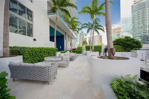 1300 Brickell Bay Dr, Miami, FL 33131 - Photo 15
