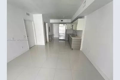 1300 Brickell Bay Dr #1110, Miami, FL 33131 - Photo 7
