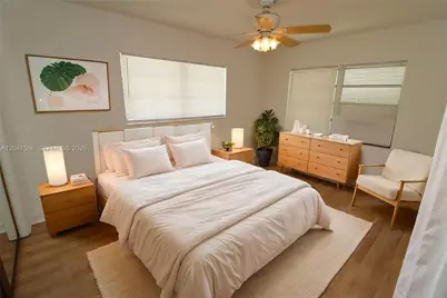 915 NE 16th Ter #5, Fort Lauderdale, FL 33304 - Photo 3