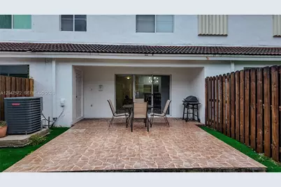 11432 NW 48th Ter, Doral, FL 33178 - Photo 29