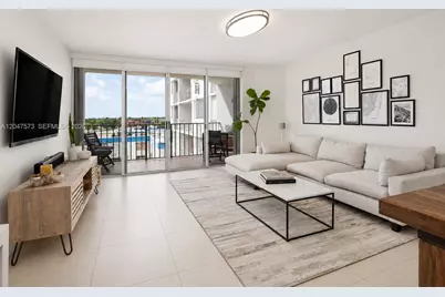 1700 NW N River Dr #804, Miami, FL 33125 - Photo 9