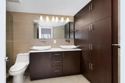 1700 NW N River Dr #804, Miami, FL 33125 - Photo 3