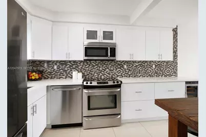 1700 NW N River Dr #804, Miami, FL 33125 - Photo 7