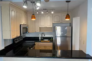1990 Marseille Dr, Miami Beach, FL 33141 - Photo 3