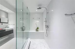 17201 Collins Ave, Sunny Isles Beach, FL 33160 - Photo 15