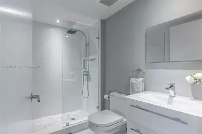 17201 Collins Ave #1807, Sunny Isles Beach, FL 33160 - Photo 33