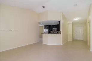 4152 Pine Ridge Ln, Weston, FL 33331 - Photo 5