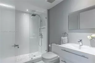 17201 Collins Ave, Sunny Isles Beach, FL 33160 - Photo 33