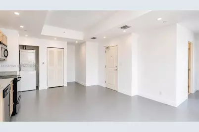 111 E Flagler St #810, Miami, FL 33131 - Photo 3