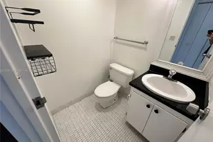 100 Bayview Dr, Sunny Isles Beach, FL 33160 - Photo 5