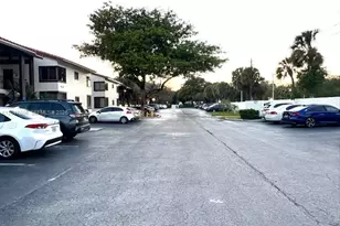 3200 NW 46th St, Oakland Park, FL 33309 - Photo 3