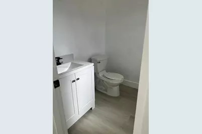 427 Santander Ave #205, Coral Gables, FL 33134 - Photo 11
