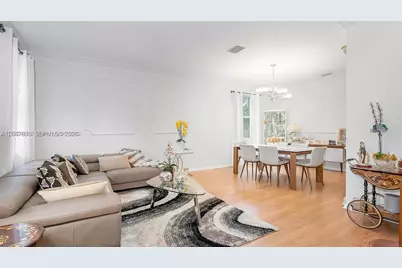 1714 Royal Grove Way #-, Weston, FL 33327 - Photo 13