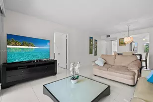 1251 SW 125th Ave, Pembroke Pines, FL 33027 - Photo 9
