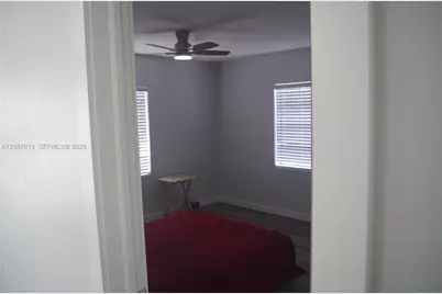 5465 N Andrews Ave, Oakland Park, FL 33309 - Photo 17