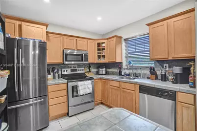 6610 SW 20th Ct, Miramar, FL 33023 - Photo 11