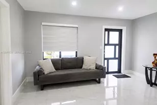 10955 SW 223rd St, Miami, FL 33170 - Photo 3