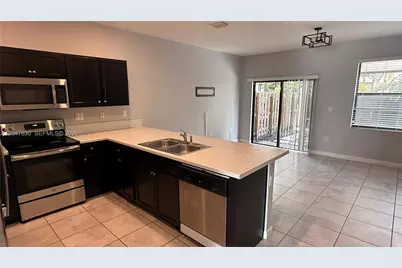 11417 SW 250th St #11417, Homestead, FL 33032 - Photo 7