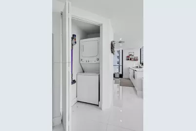 1300 S Miami Ave #1601, Miami, FL 33130 - Photo 21