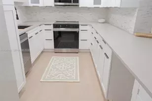 3051 N Course Dr, Pompano Beach, FL 33069 - Photo 9